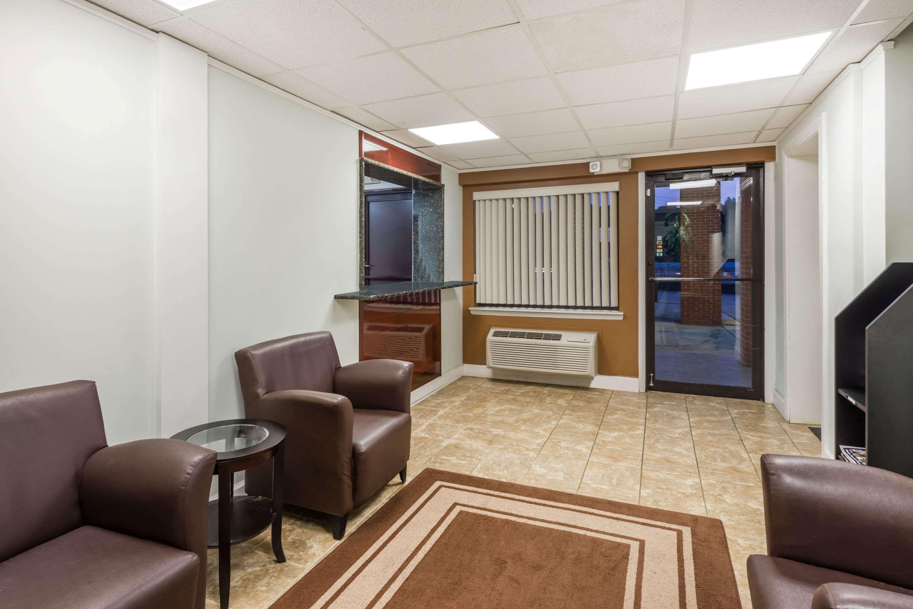 Super 8 By Wyndham Chattanooga Ooltewah Exterior photo